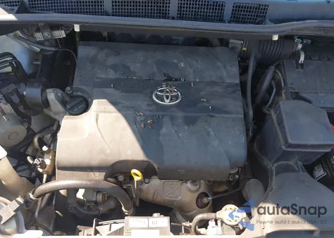 2011 Toyota Sienna Xle V6 z USA, uszkodzony, nr VIN 5TDYK3DC1BS164179